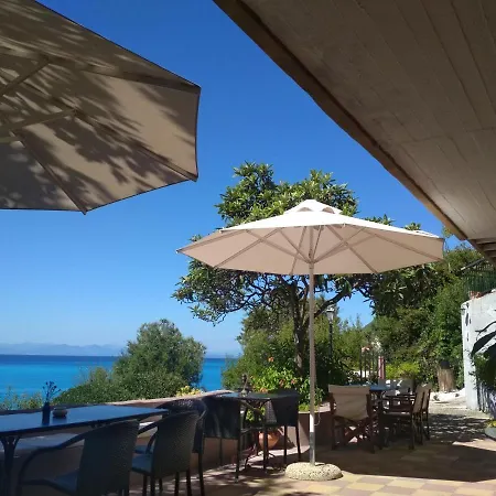 Ostria Guest house Agios Nikitas