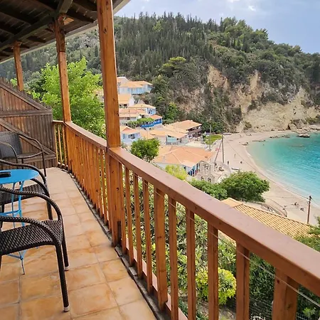 Ostria * Agios Nikitas