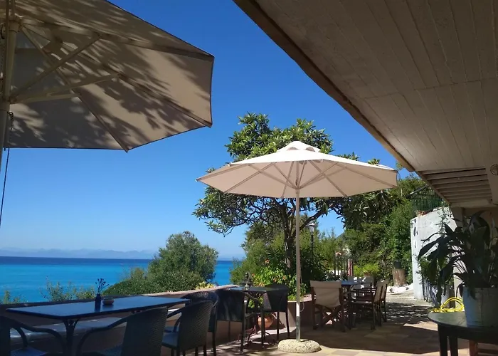 Ostria Maison d'hôtes Áyios Nikítas