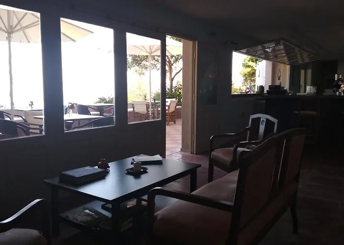 Ostria 3* Áyios Nikítas