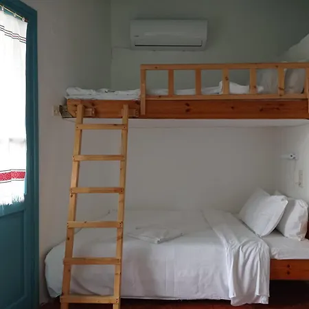 Ostria 3* Áyios Nikítas