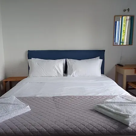 Ostria 3* Áyios Nikítas