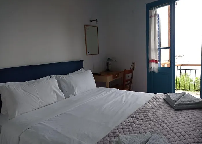 Ostria 3* Áyios Nikítas