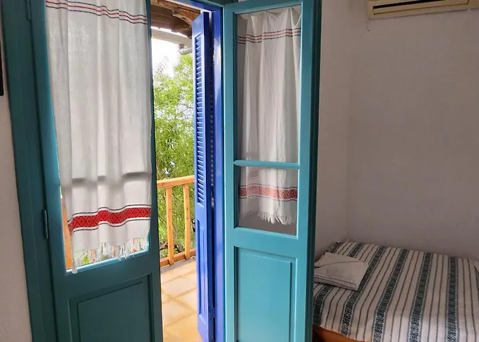 Ostria 3* Áyios Nikítas